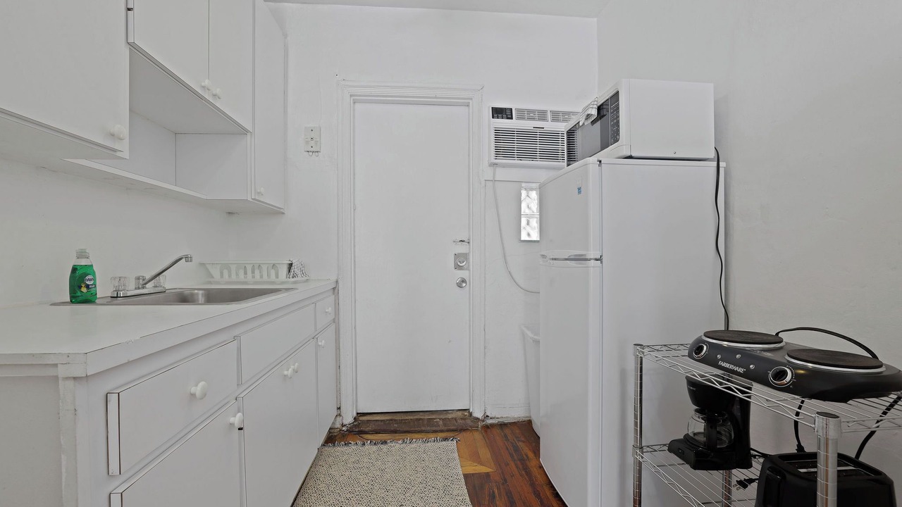 Photo of Bedroom in South Beach