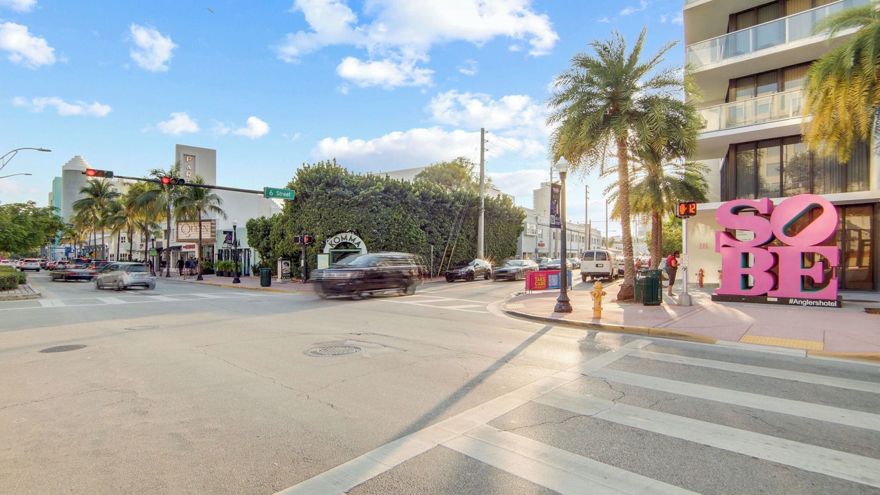 Photo of Outdoor in Flamingo/Lummus