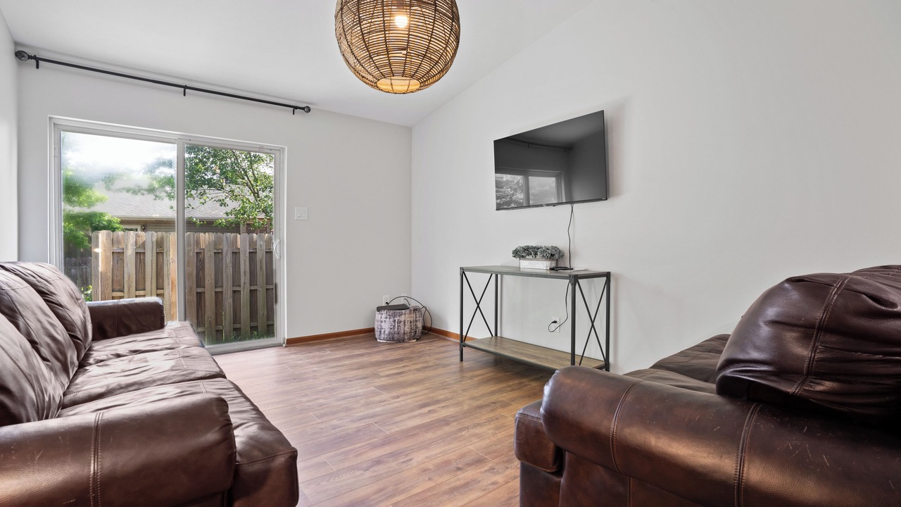 Photo of Livingroom in Wheeler