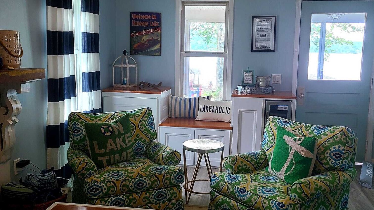 Photo of Livingroom in Honeoye