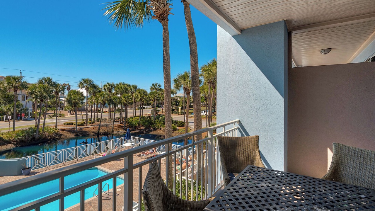 Photo of Patio Balcony in Gulf Place