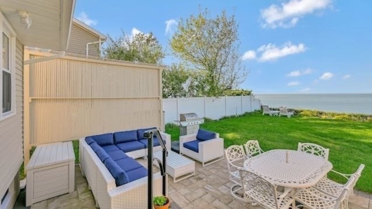 Photo of Outdoor in Miller Place