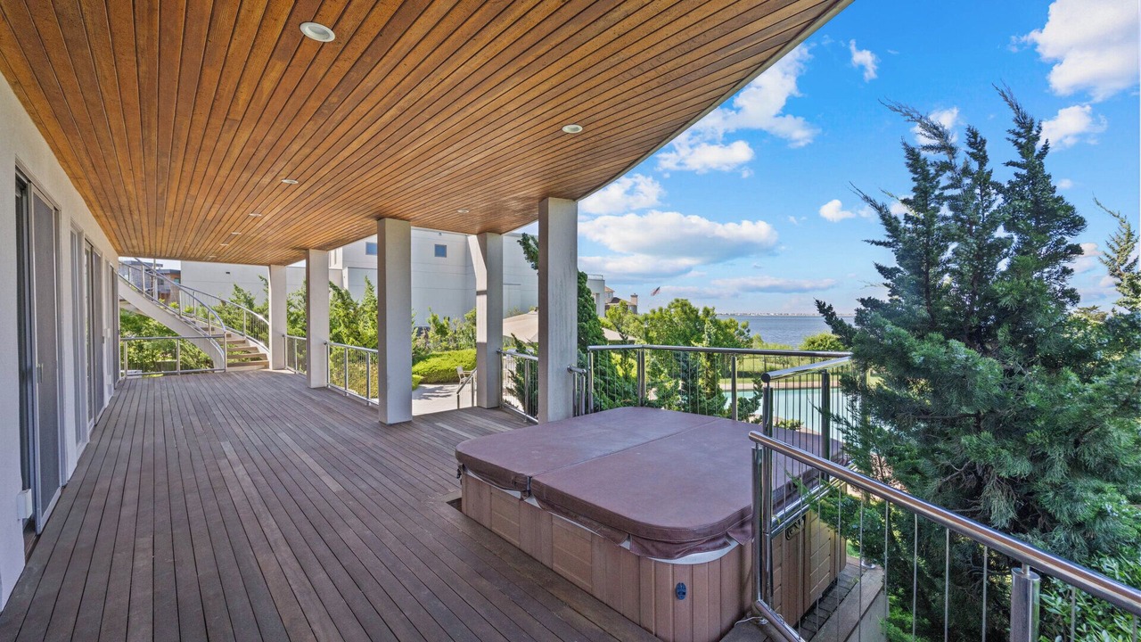 Photo of Outdoor in Westhampton