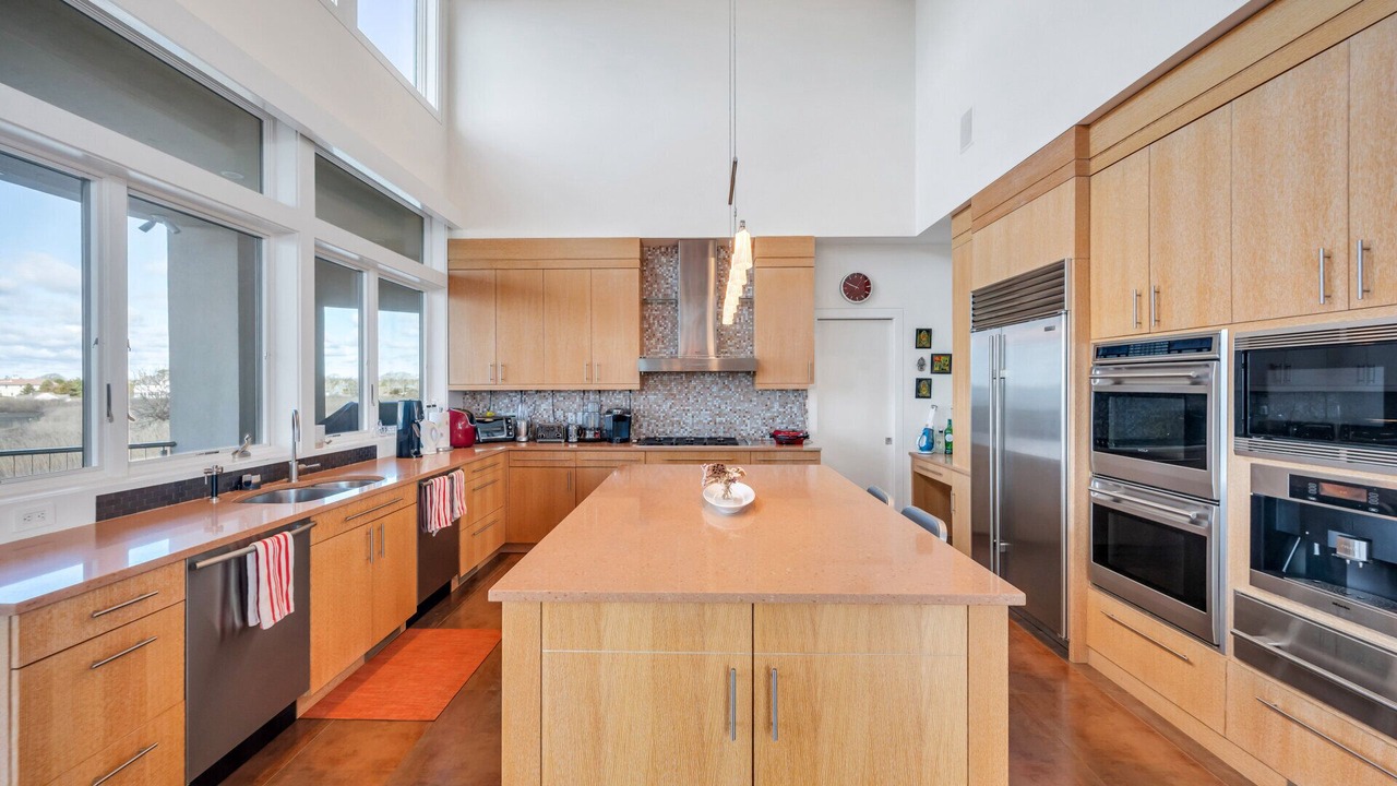 Photo of Kitchen in Westhampton