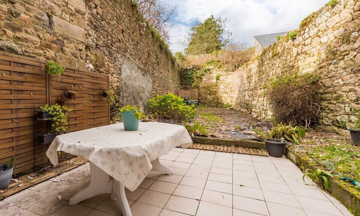Photo of Patio Balcony in Guingamp