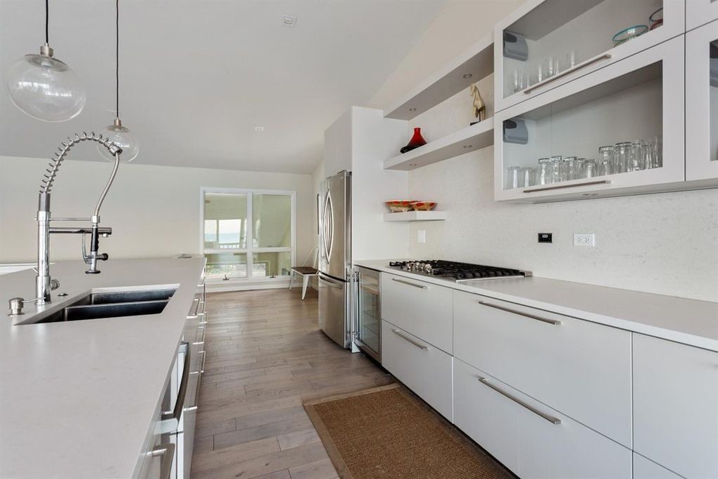 Photo of Kitchen in Beverly Shores