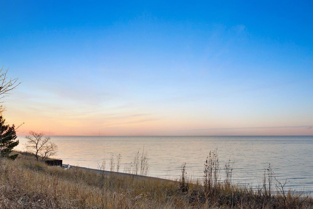 Photo of Others in Beverly Shores