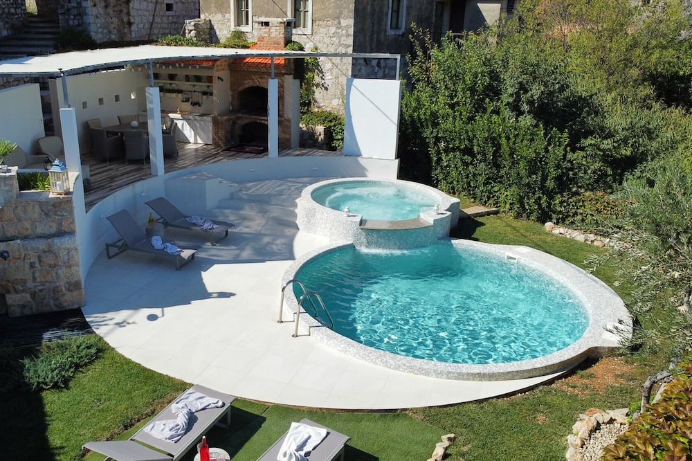 Photo of Outdoor in Pitve