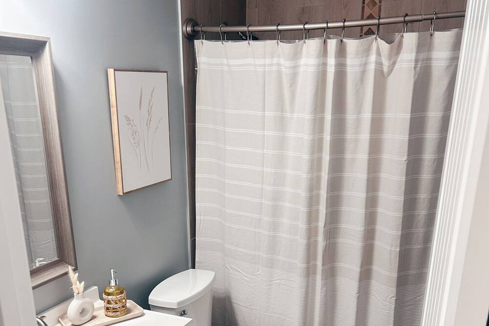 Photo of Bathroom in Hanover