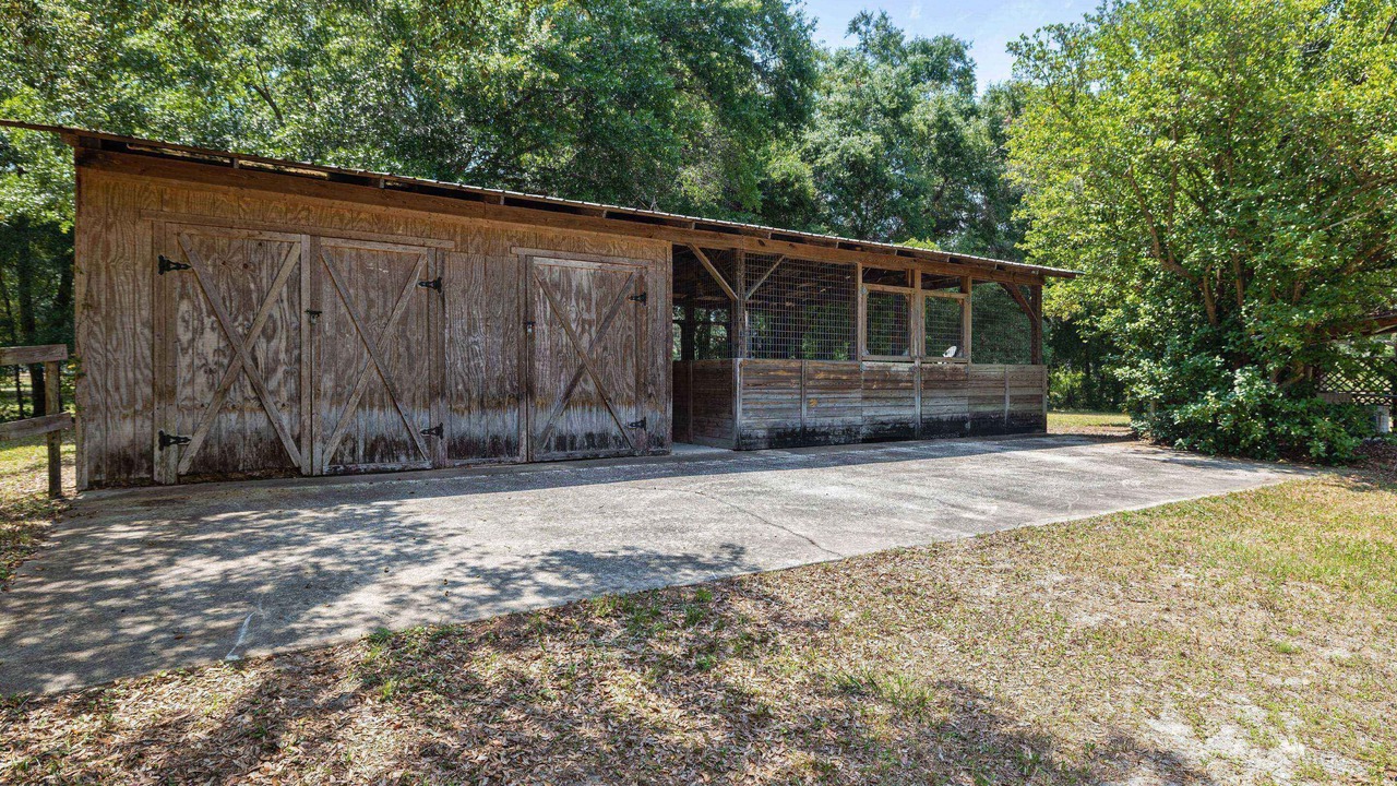 Photo of Outdoor in Brooksville