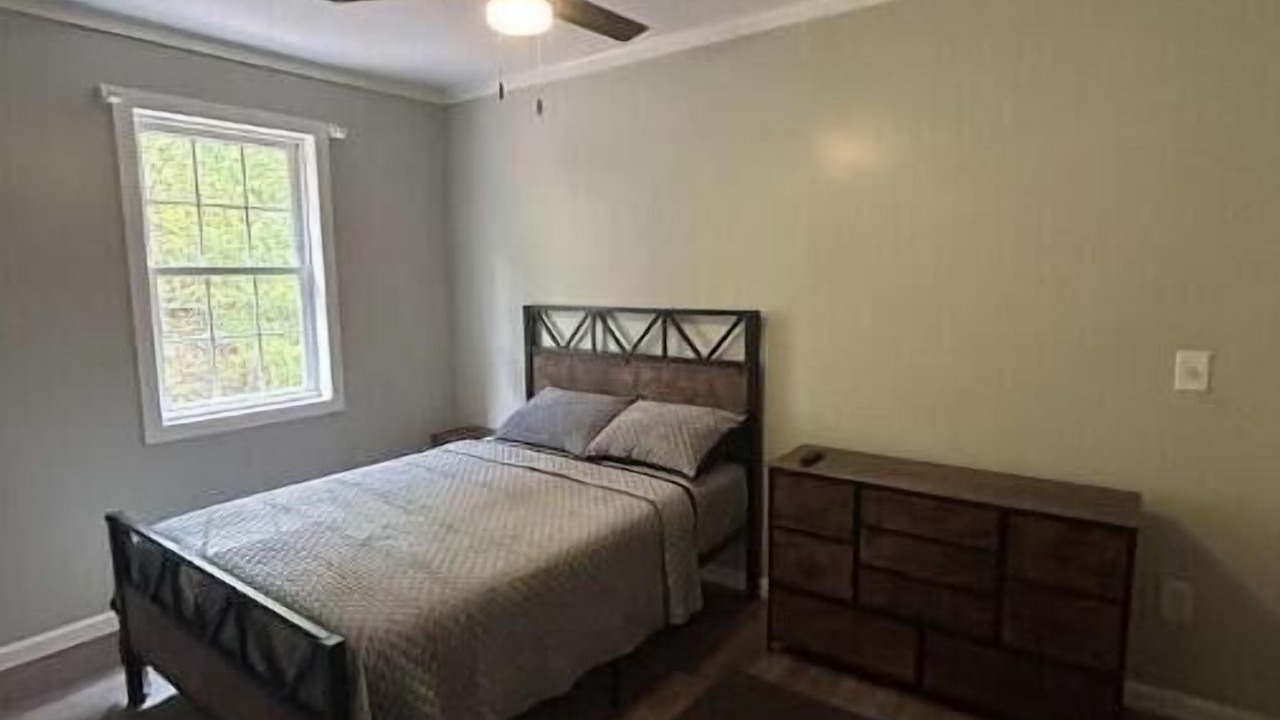 Photo of Bedroom in Green Valley