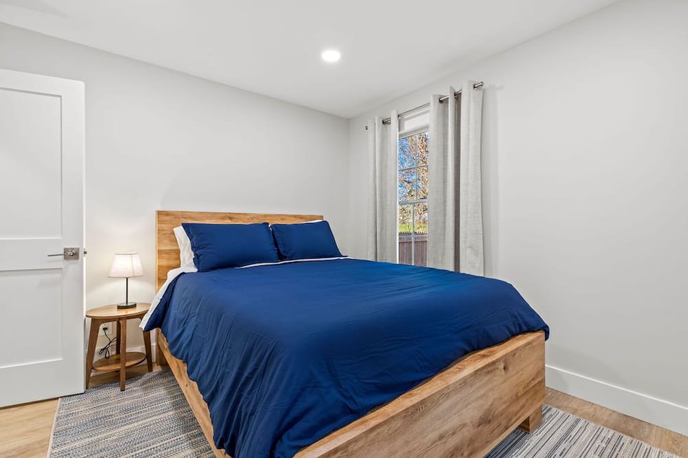 Photo of Bedroom in Skaneateles