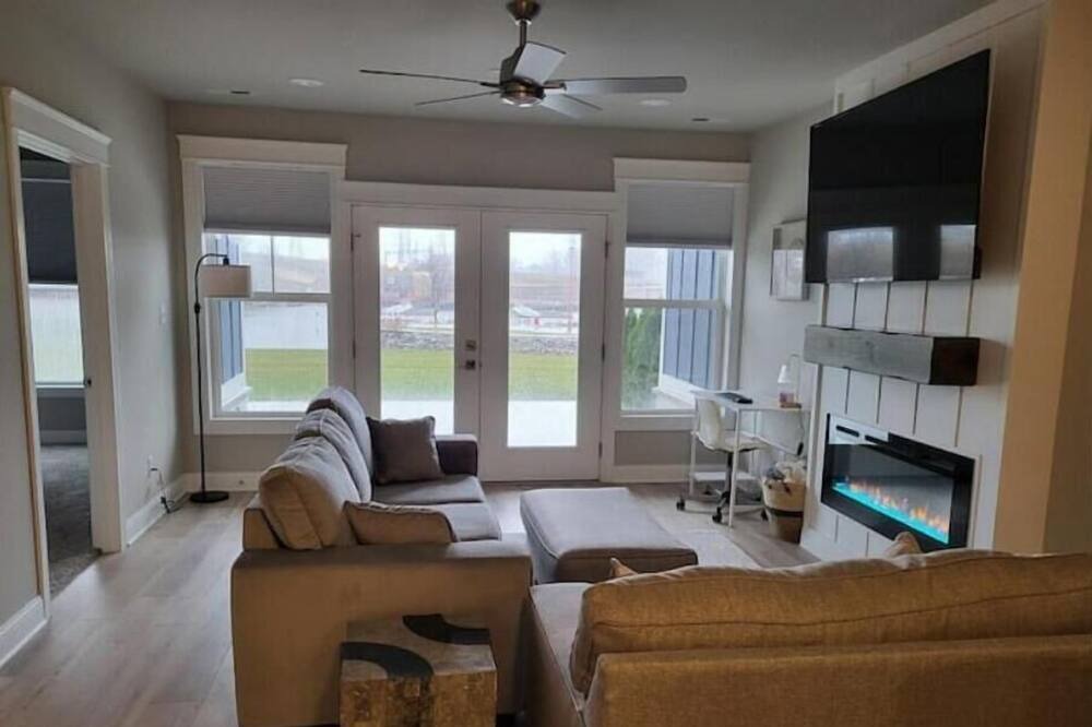 Photo of Livingroom in Portage