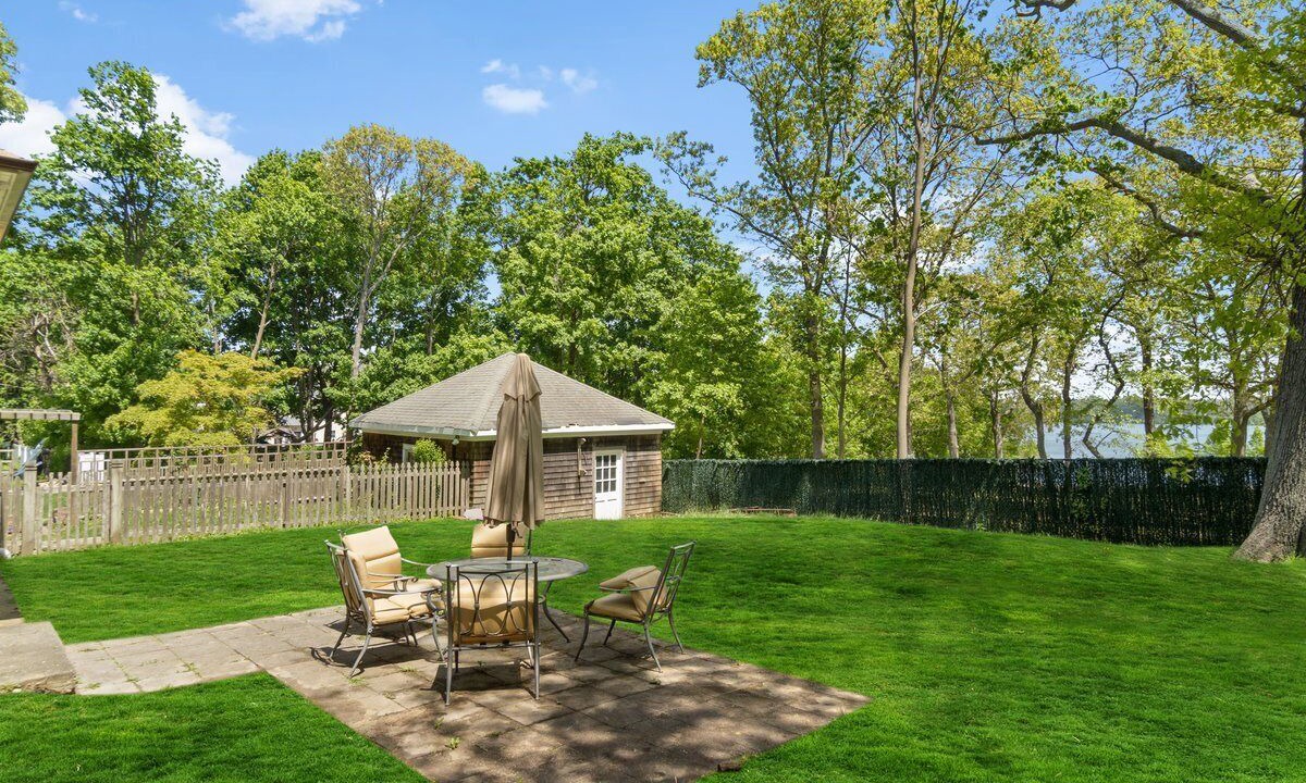 Photo of Outdoor in Ronkonkoma