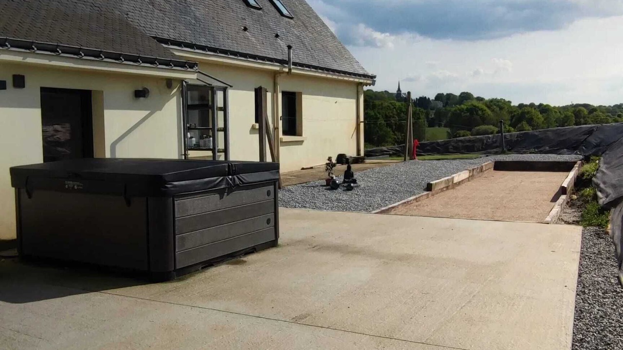 Photo of Outdoor in Pleugriffet