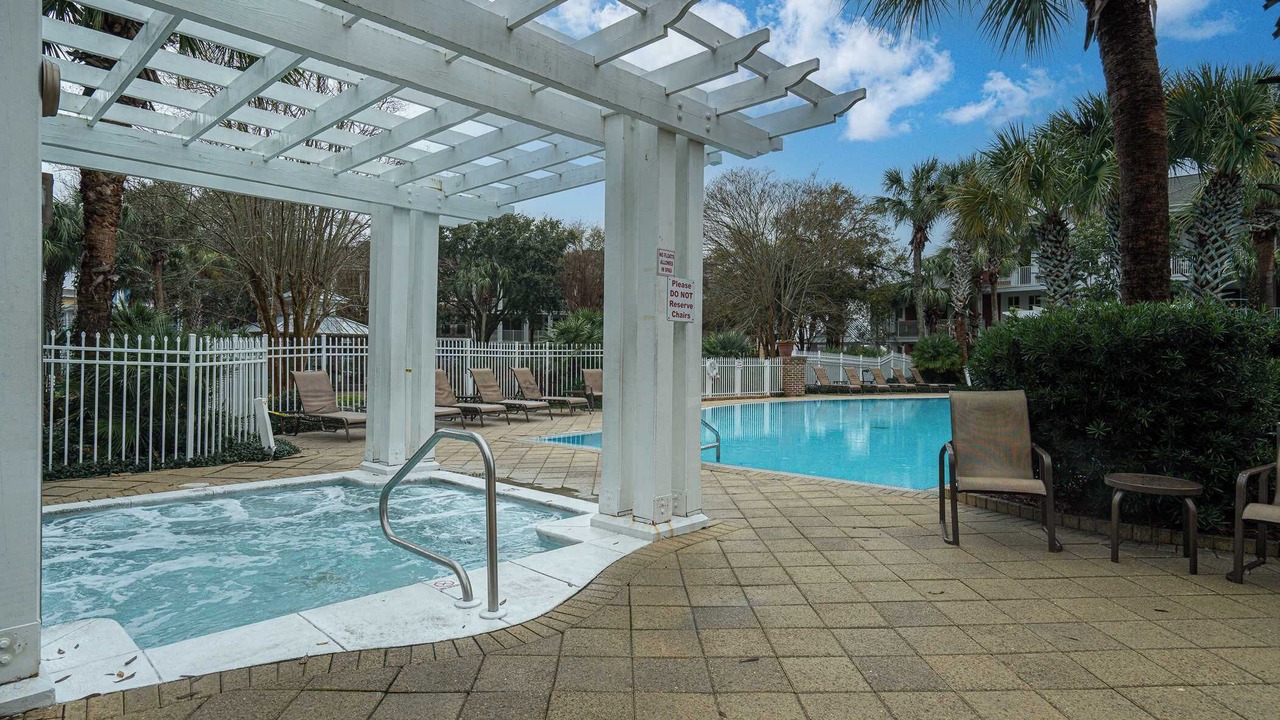 Photo of Outdoor in Baytowne Wharf
