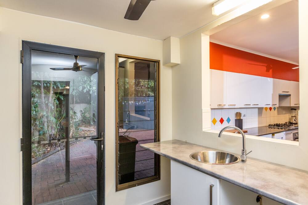 Photo of Kitchen in Fannie Bay