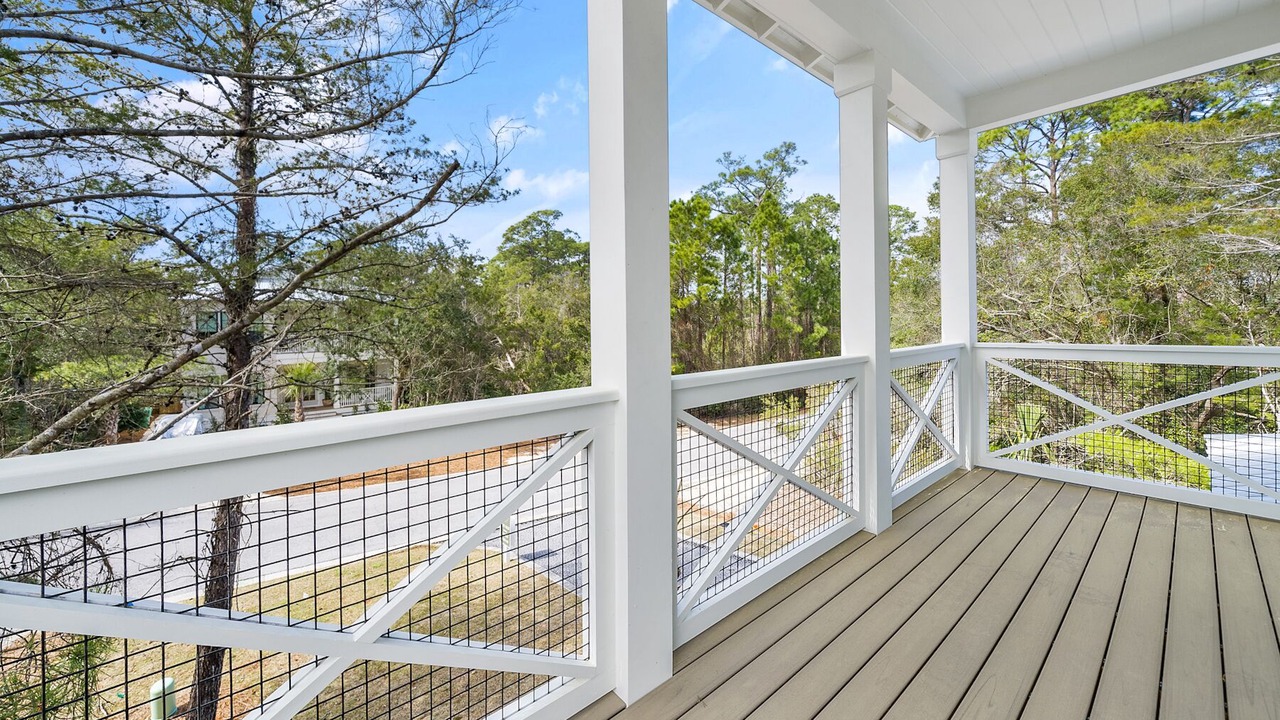 Photo of Outdoor in White's Gulfview