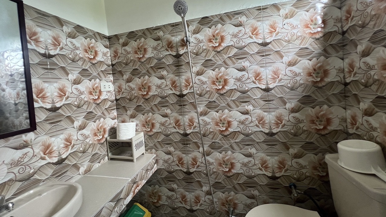 Photo of Bathroom in Lian