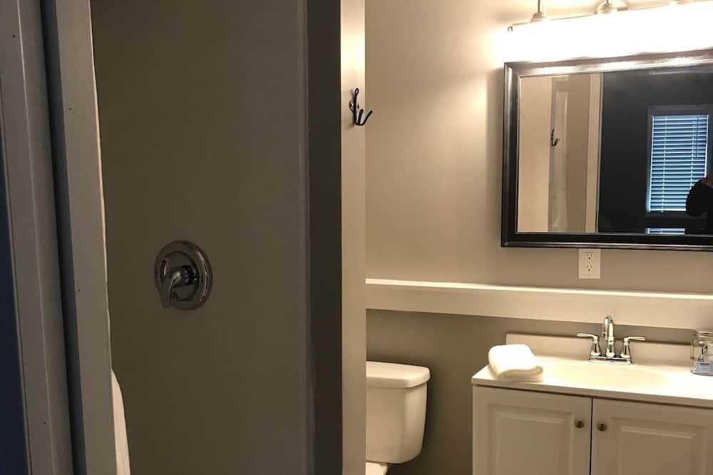 Photo of Bathroom in Pendleton