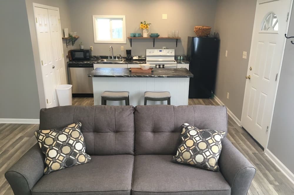 Photo of Livingroom in Pendleton