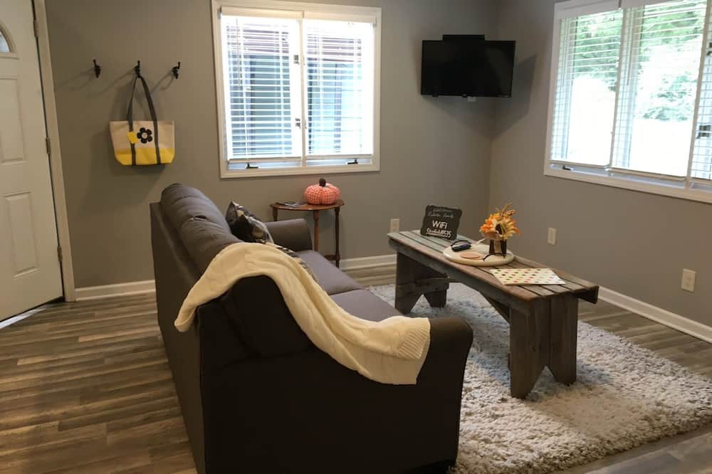Photo of Livingroom in Pendleton