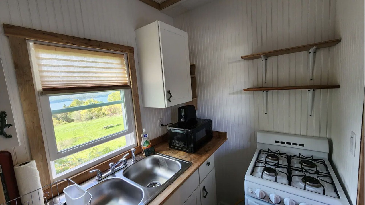 Photo of Kitchen in Burdett