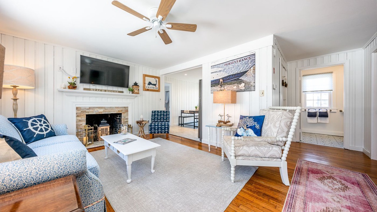 Photo of Livingroom in South Chatham