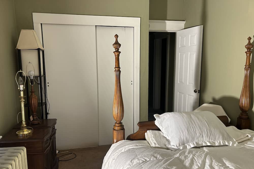 Photo of Bedroom in Baldwin