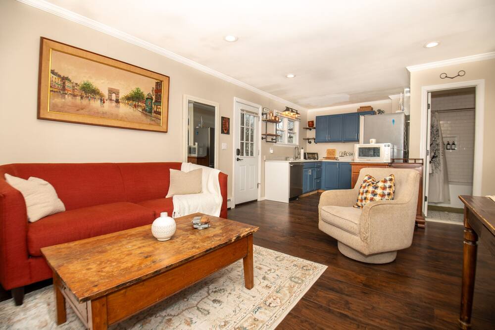 Photo of Livingroom in North Patchogue