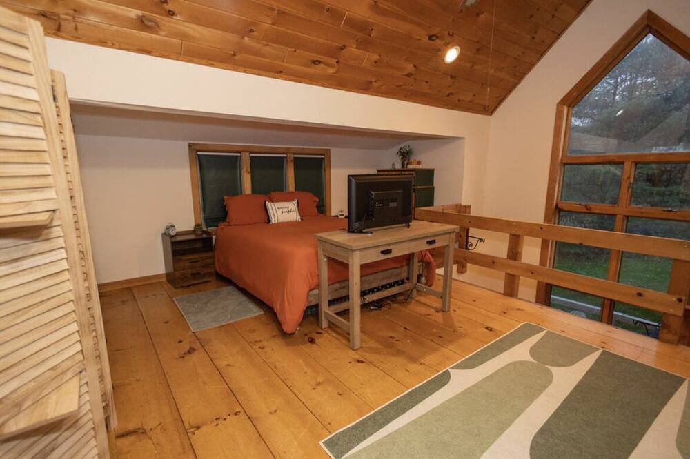 Photo of Bedroom in Windham