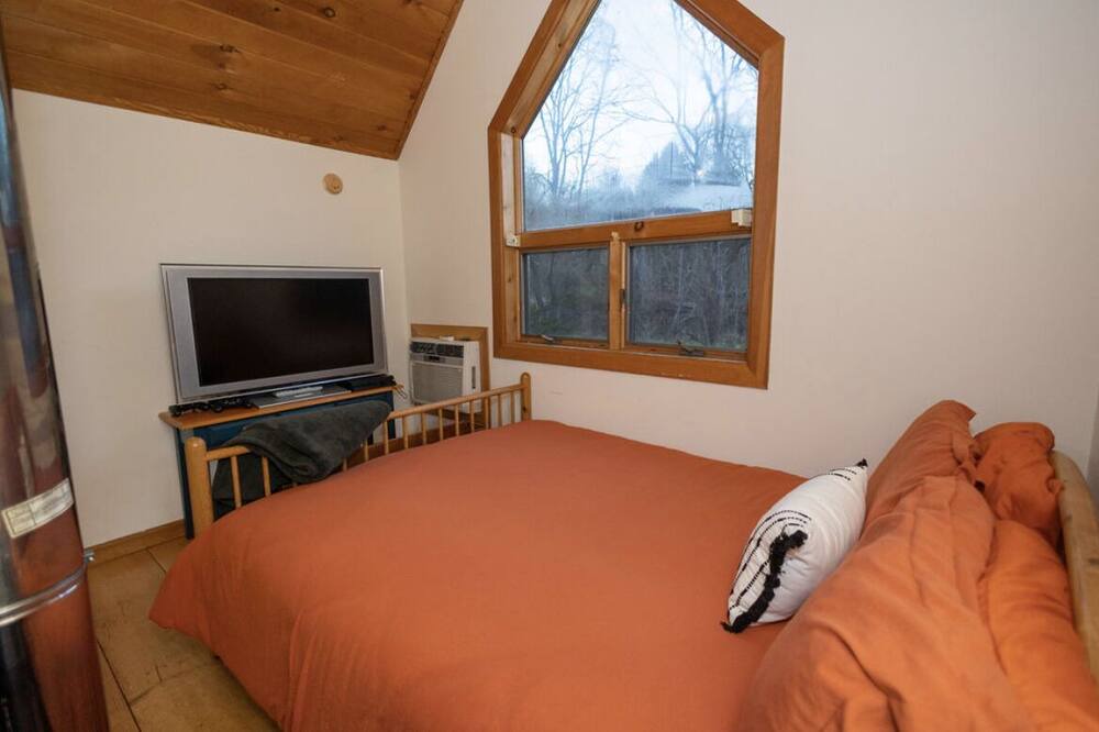 Photo of Bedroom in Windham