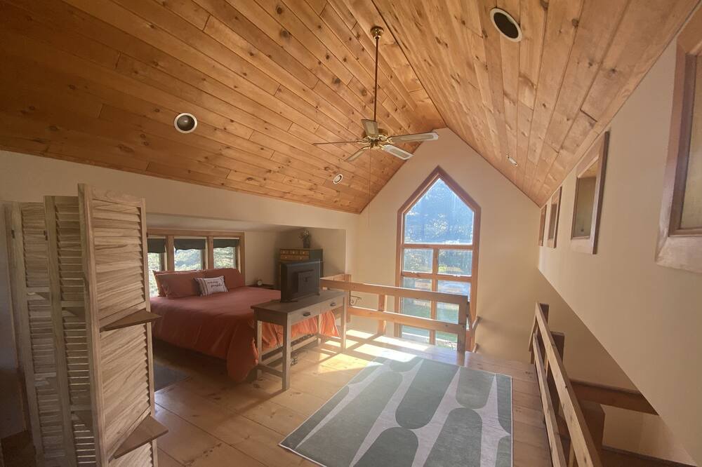 Photo of Bedroom in Windham
