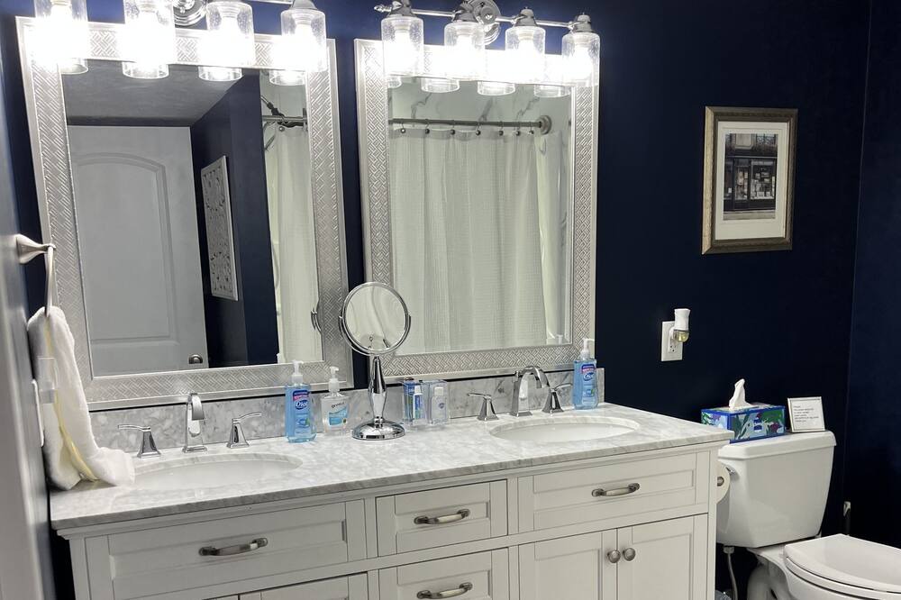 Photo of Bathroom in Wooded Estates