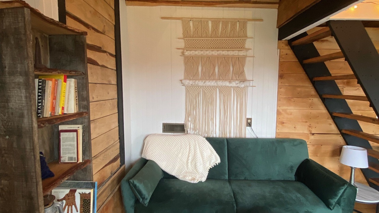 Photo of Livingroom in Worcester