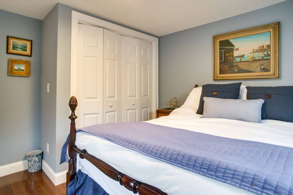 Photo of Bedroom in West Yarmouth