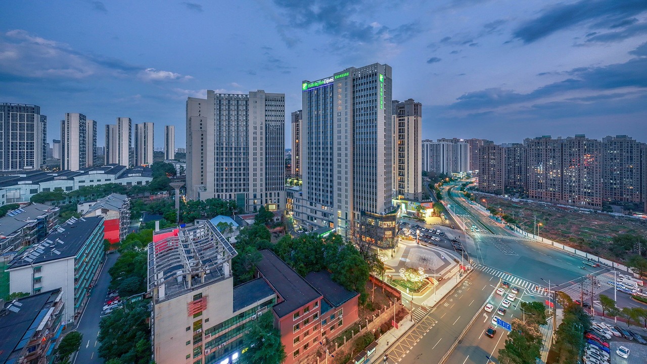 Photo of Outdoor in Yu Hua