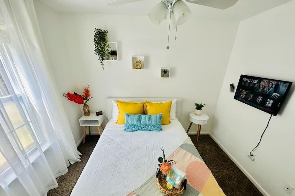 Photo of Bedroom in Crawfordville