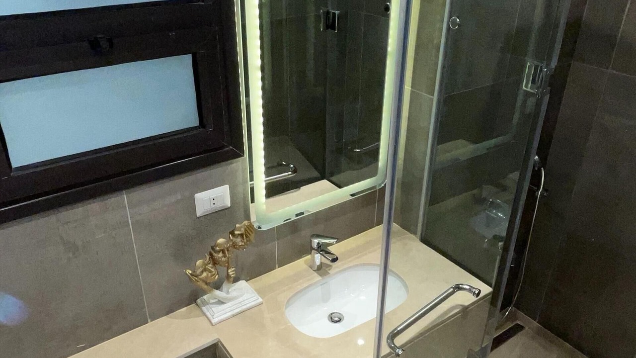 Photo of Bathroom in Sheikh Zayed City