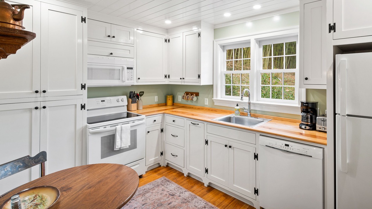 Photo of Kitchen in Batesville