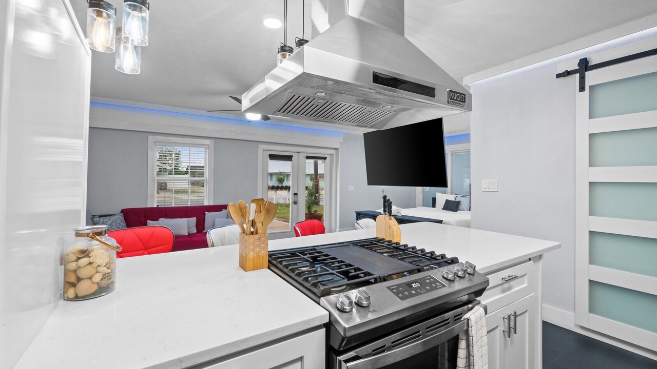 Photo of Kitchen in Laguna Beach