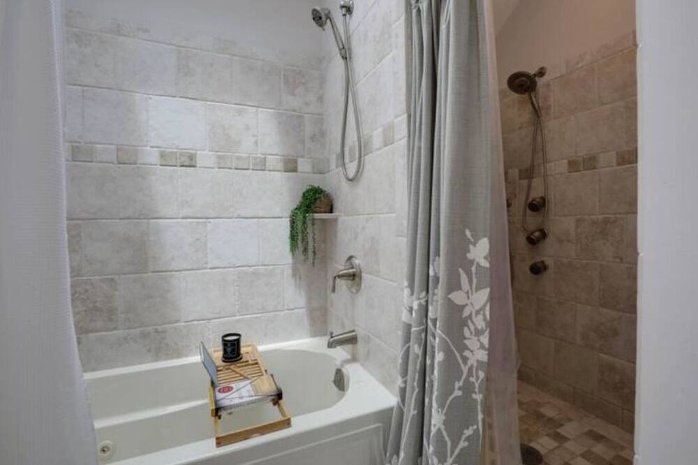 Photo of Bathroom in East Patchogue