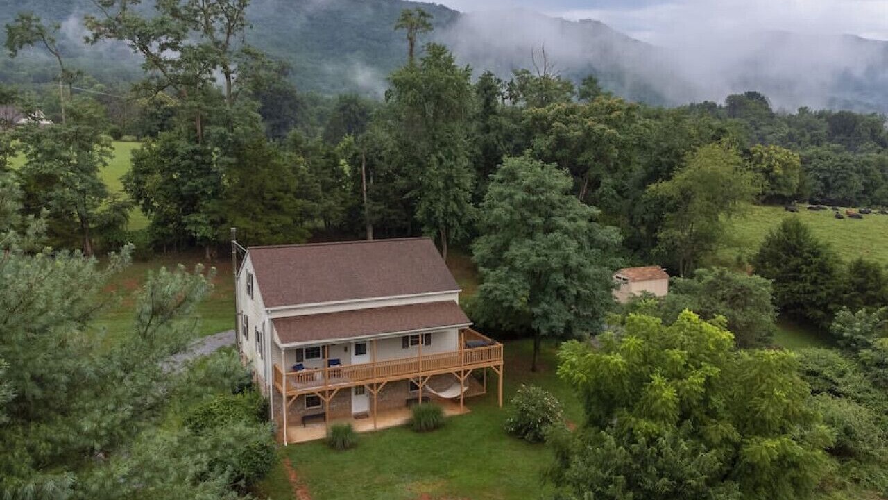 Photo of Outdoor in Stanley