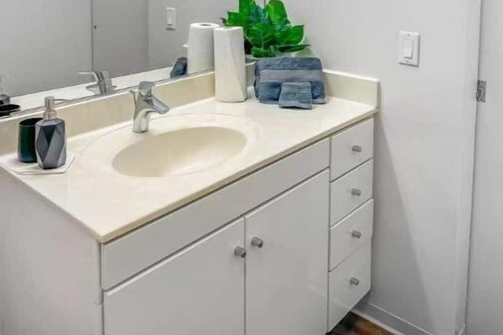 Photo of Bathroom in Assembly Square