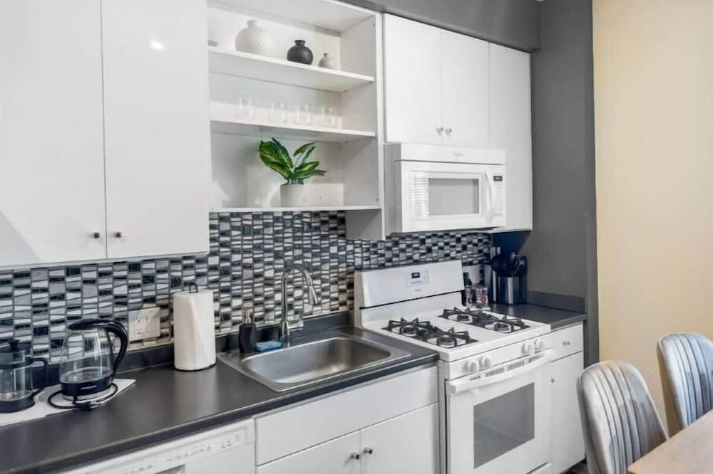 Photo of Kitchen in Assembly Square