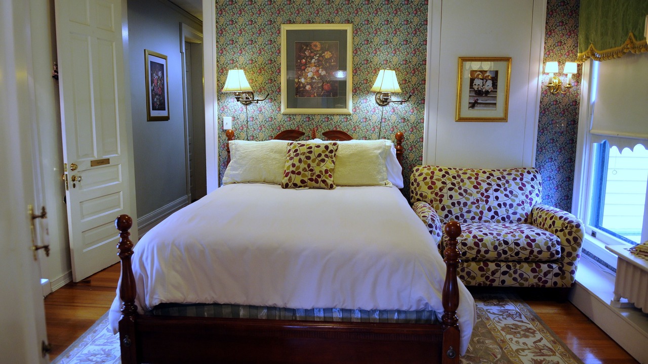 Photo of Bedroom in West Washington