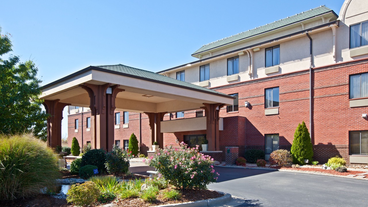 Photo of Buildings in Corydon