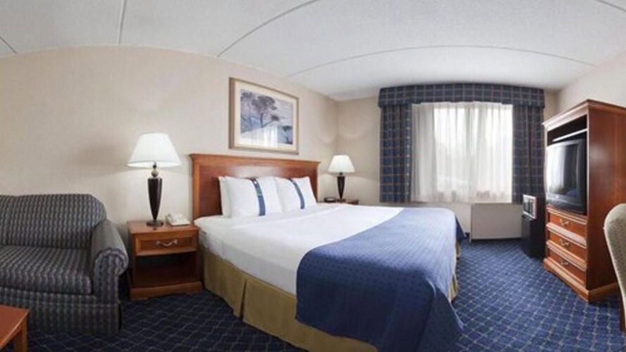 Photo of Bedroom in Ronkonkoma
