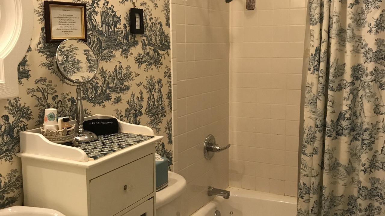 Photo of Bathroom in Williamsburg