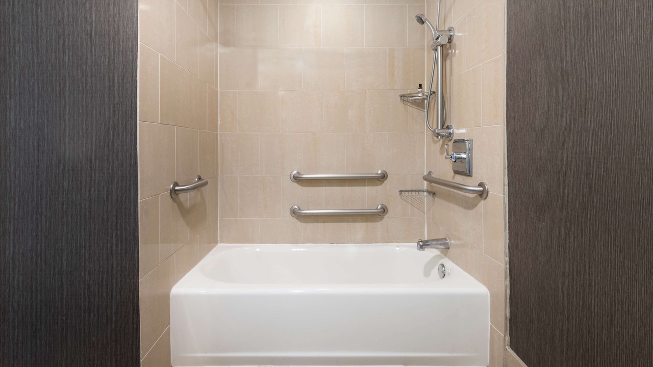 Photo of Bathroom in Hauppauge